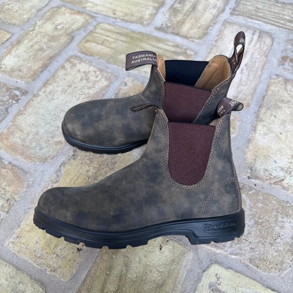 Blundstone Brown Ankle Boots - Picture 2 of 9